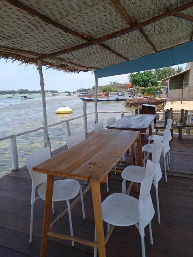Blue Coral Homestay Karimunjawa Exterior foto