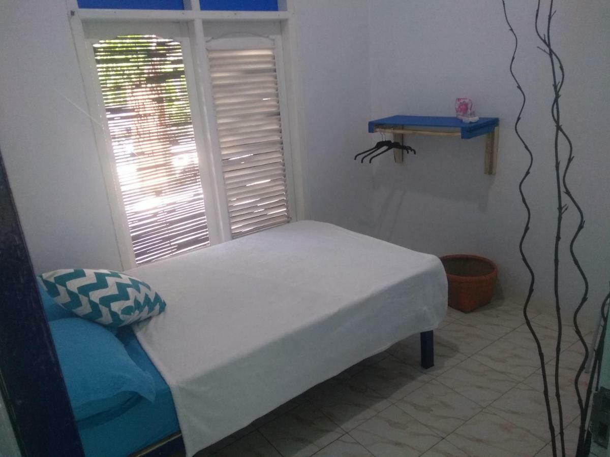 Blue Coral Homestay Karimunjawa Exterior foto